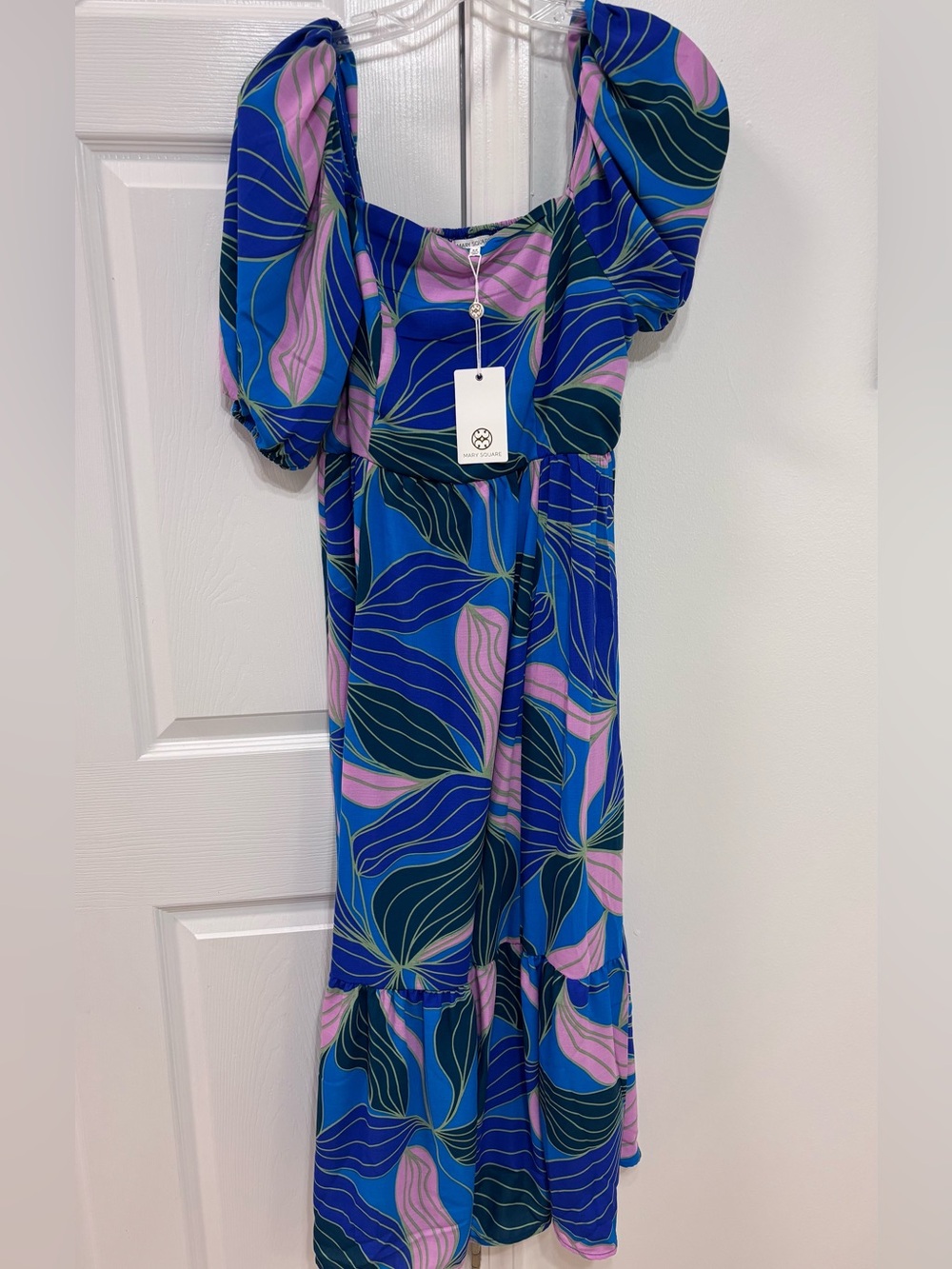 NWT Alexi Glow Over Blue Abstract Square Neck Maxi Dress